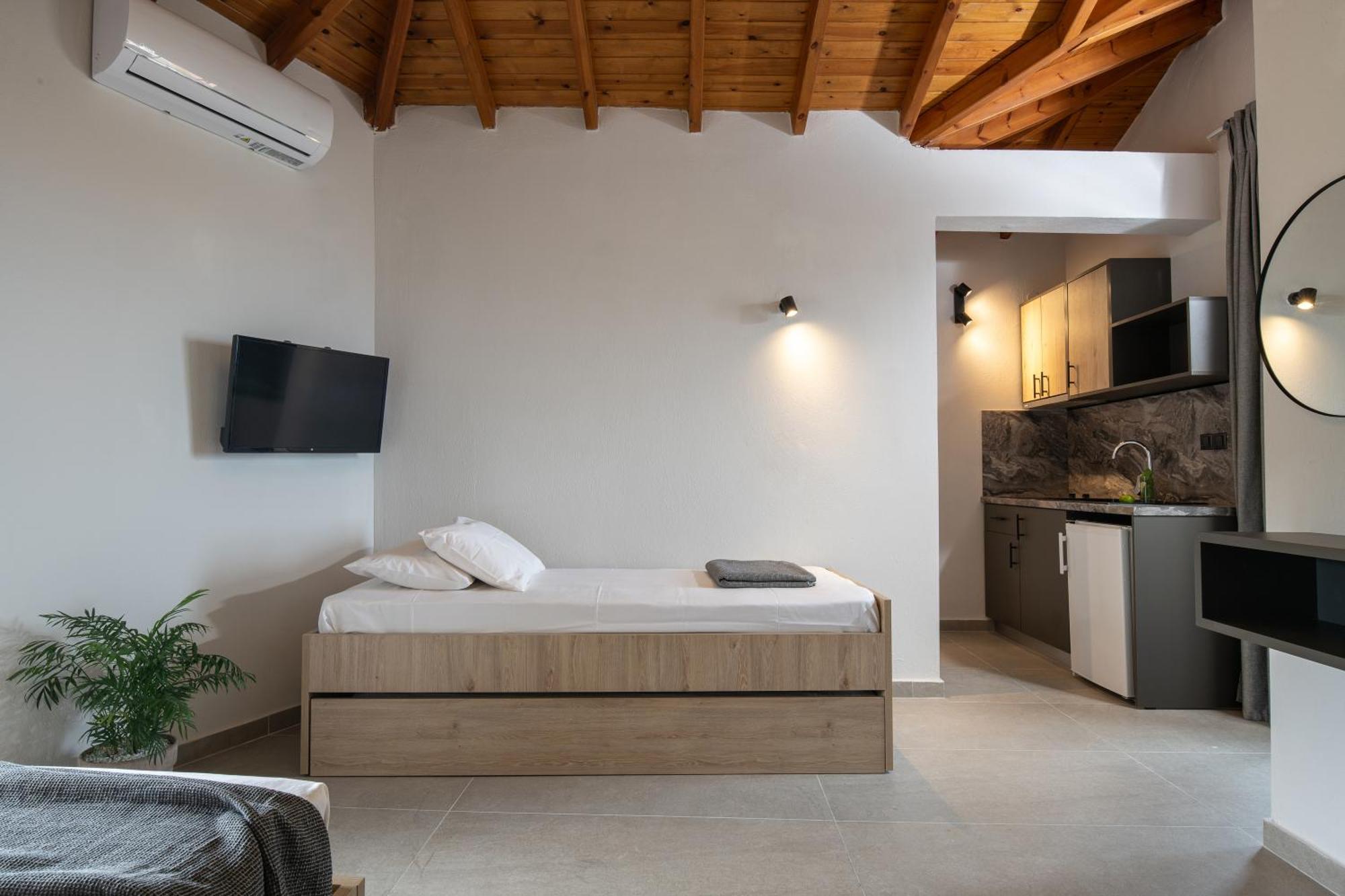 Erifili At Sarti Beach Apartments & Studios Exterior photo